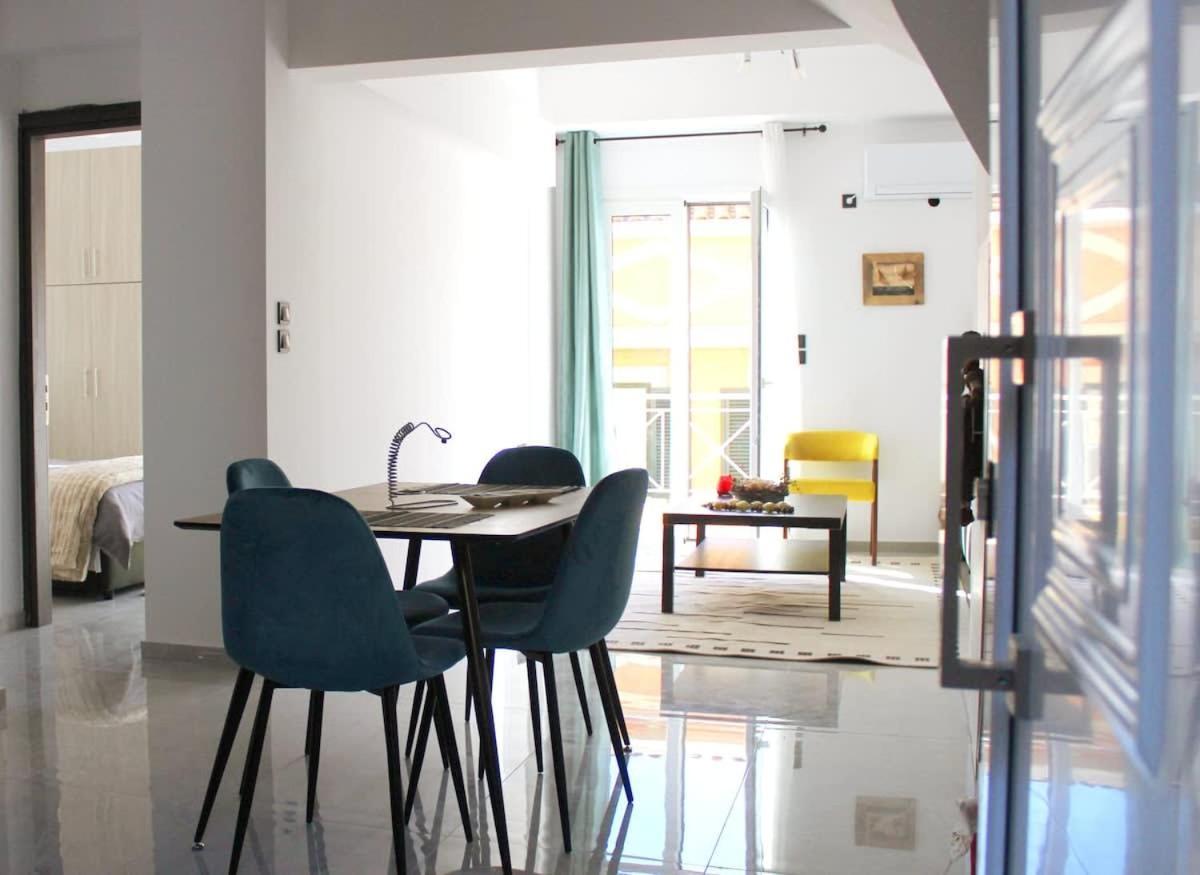 Patras Cozy Nest In The Vibrant City Center Kültér fotó