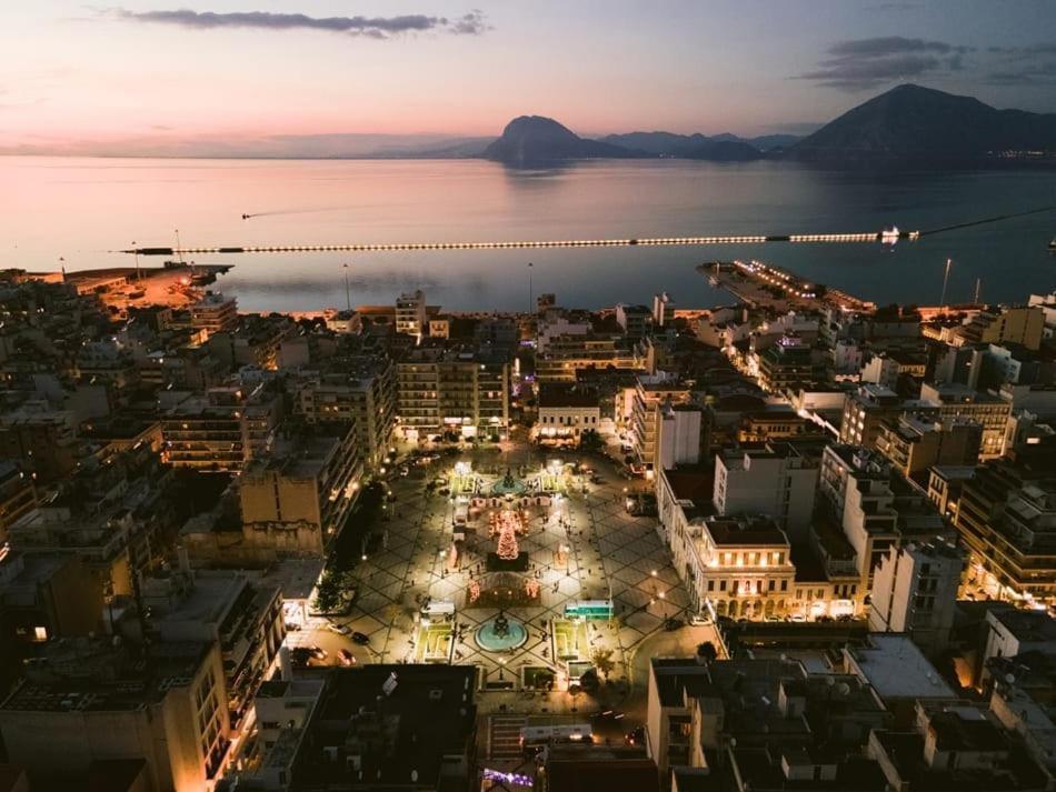 Patras Cozy Nest In The Vibrant City Center Kültér fotó